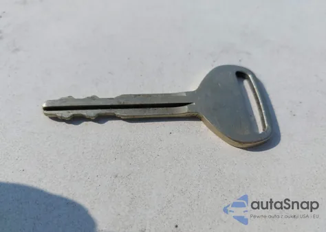 2003 Toyota Corolla Le из США, поврежденный, VIN 2T1BR32E03C008957